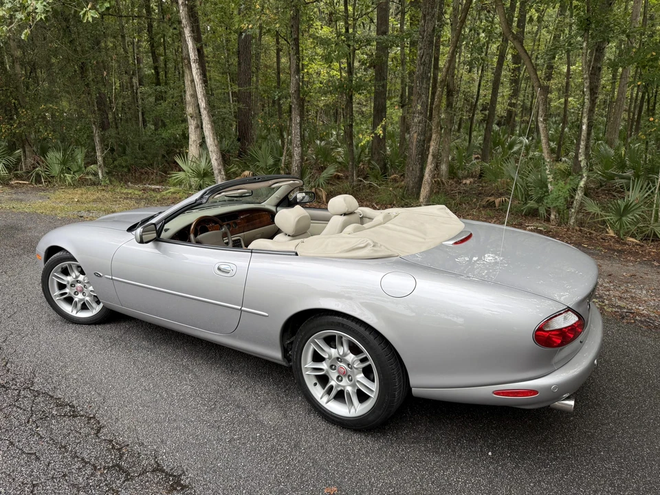 2001 Jaguar X100 XK8 - Image 14 of 31