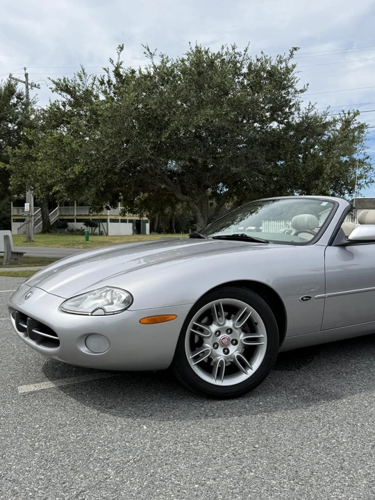 2001 Jaguar X100 XK8 - Image 18 of 31
