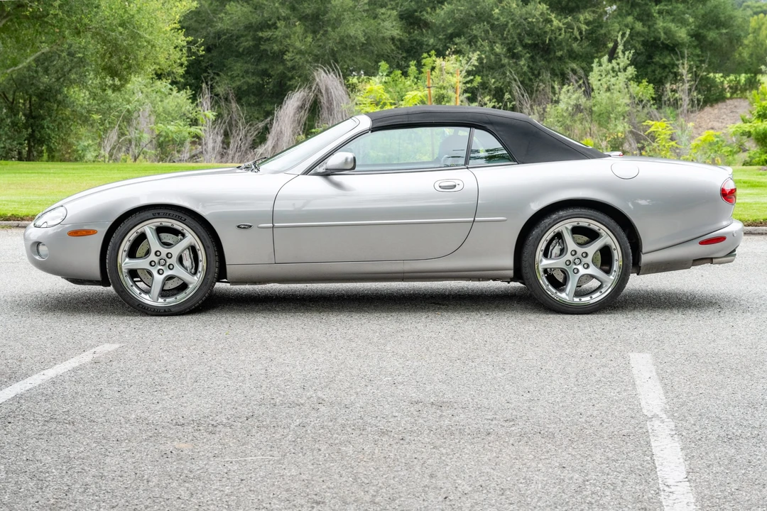 2001 Jaguar X100 XKR - Image 16 of 31