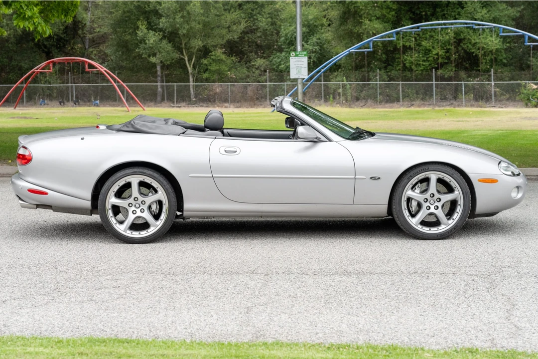 2001 Jaguar X100 XKR - Image 4 of 31