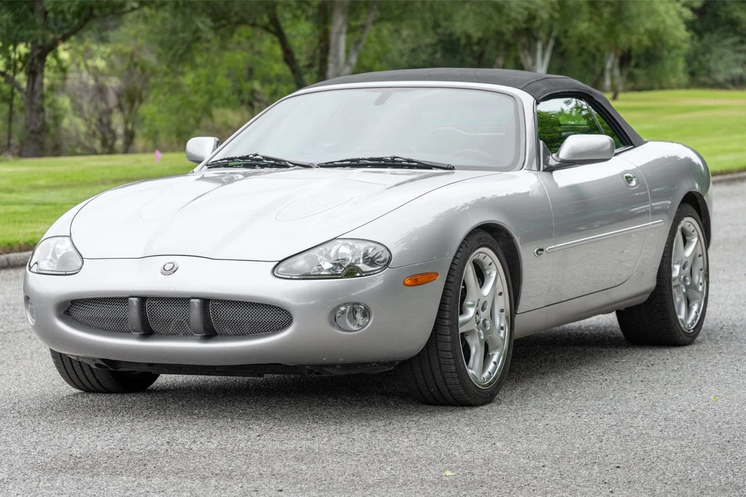 2001 Jaguar X100 XKR - Image 9 of 31