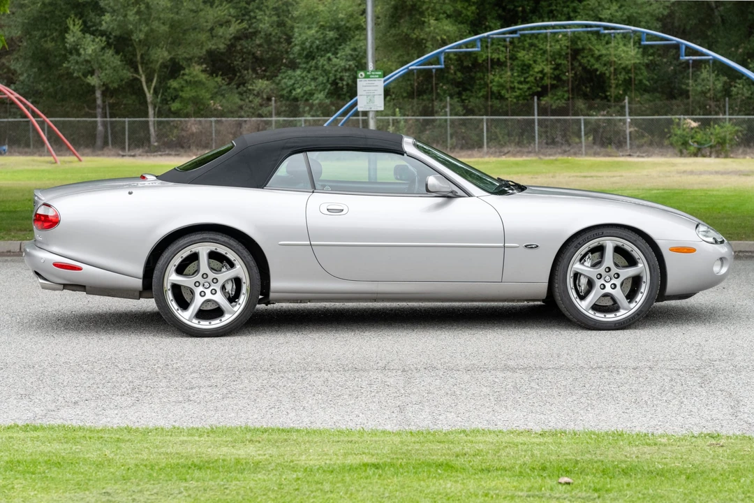 2001 Jaguar X100 XKR - Image 12 of 31