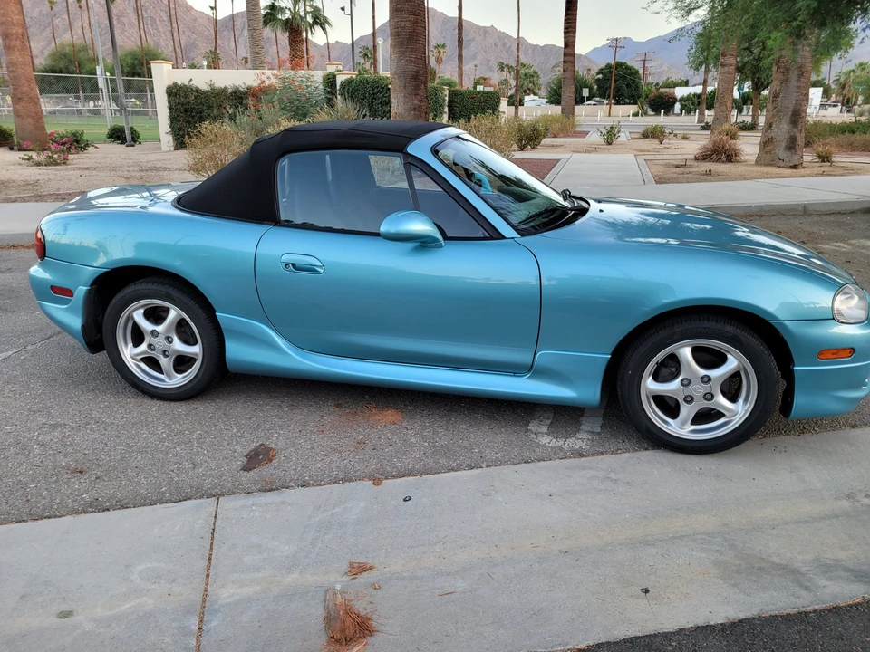 2001 Mazda NB MX-5 Miata - Image 28 of 31