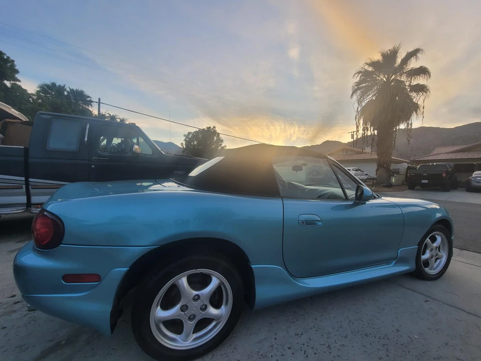 2001 Mazda NB MX-5 Miata - Image 25 of 31
