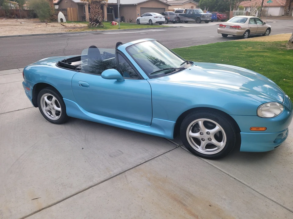 2001 Mazda NB MX-5 Miata - Image 10 of 31