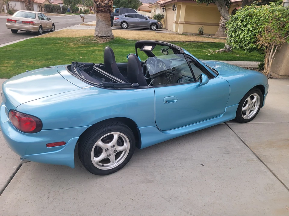 2001 Mazda NB MX-5 Miata - Image 6 of 31