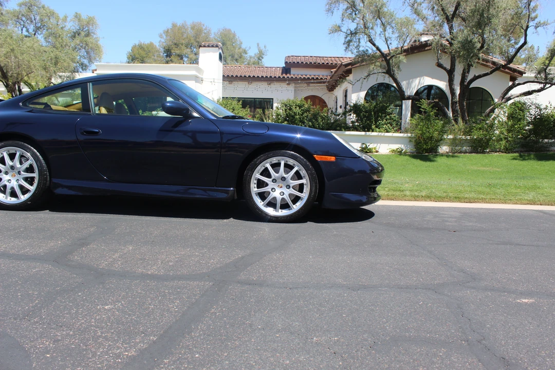 2001 Porsche 996 Carrera - Image 25 of 31