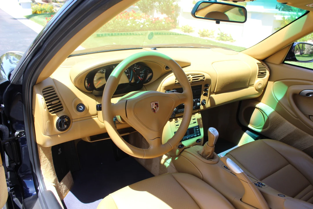 2001 Porsche 996 Carrera - Image 29 of 31