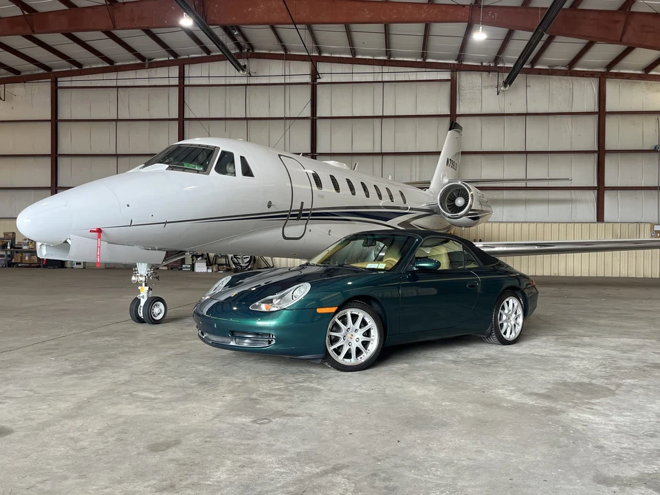 2001 Porsche 996 Carrera - Image 9 of 31