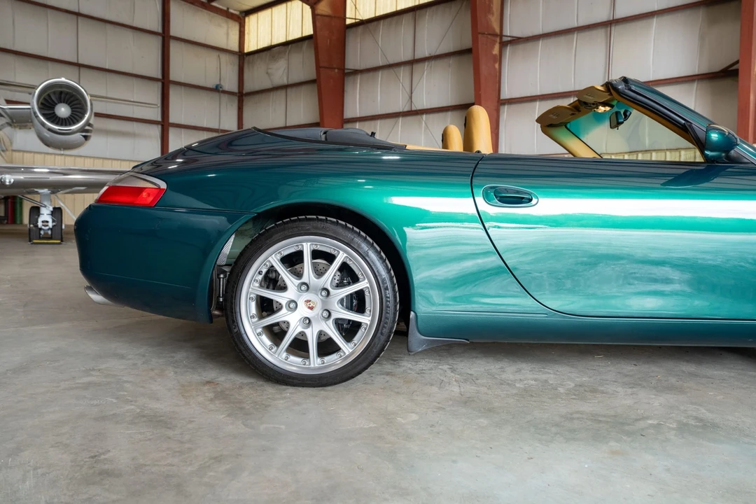 2001 Porsche 996 Carrera - Image 26 of 31