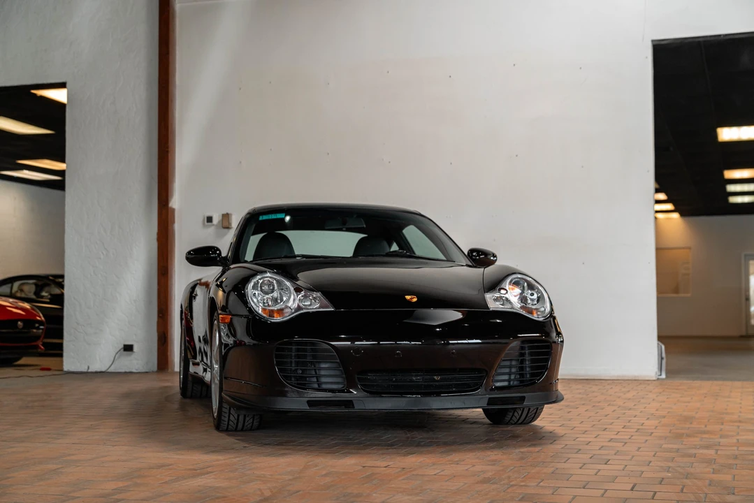 2001 Porsche 996 Turbo - Image 11 of 31