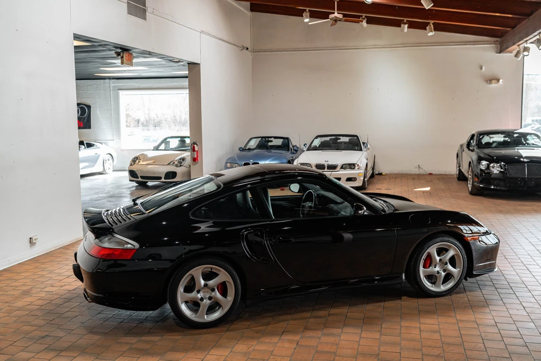 2001 Porsche 996 Turbo - Image 23 of 31