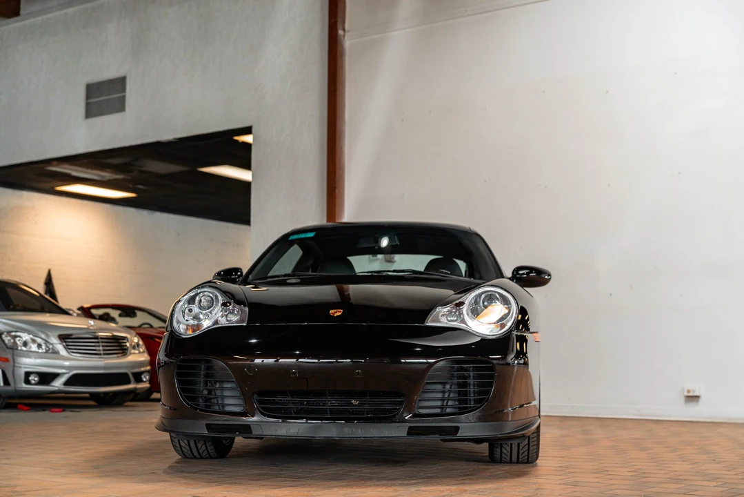2001 Porsche 996 Turbo - Image 7 of 31