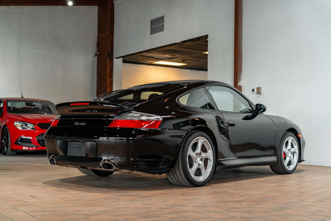 2001 Porsche 996 Turbo - Image 29 of 31