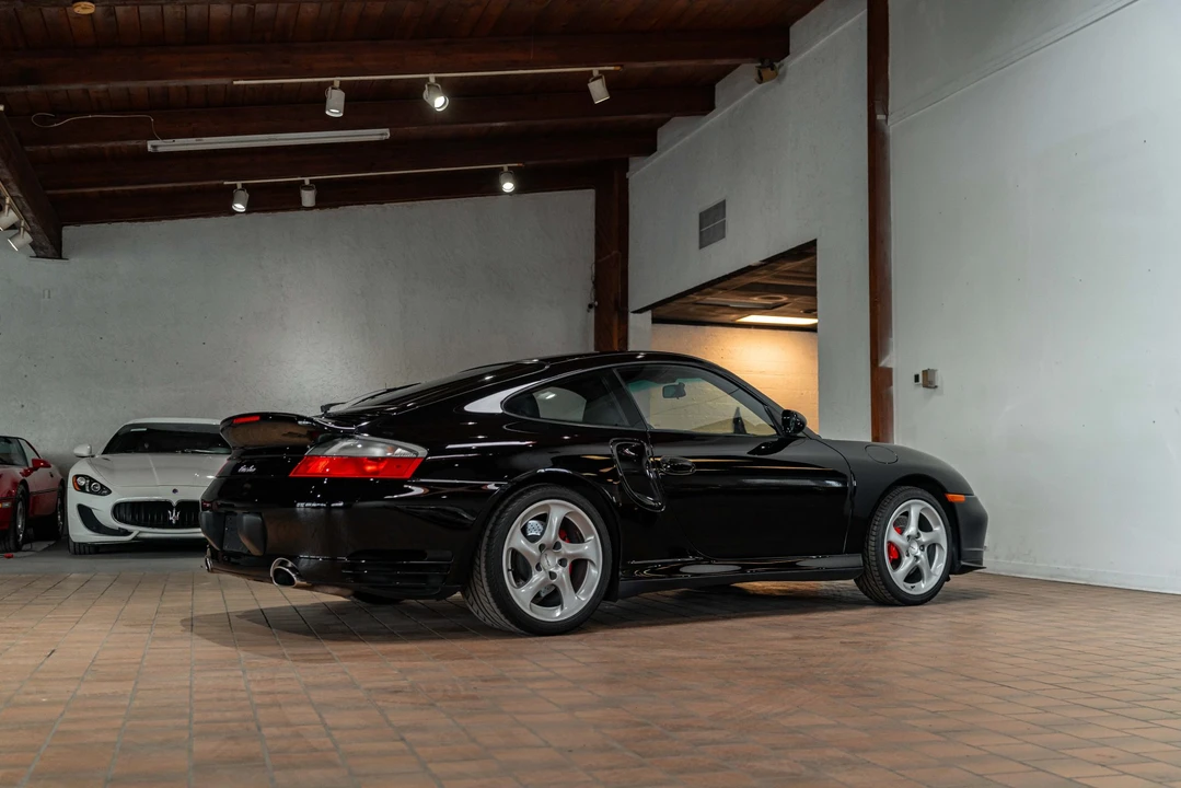 2001 Porsche 996 Turbo - Image 27 of 31