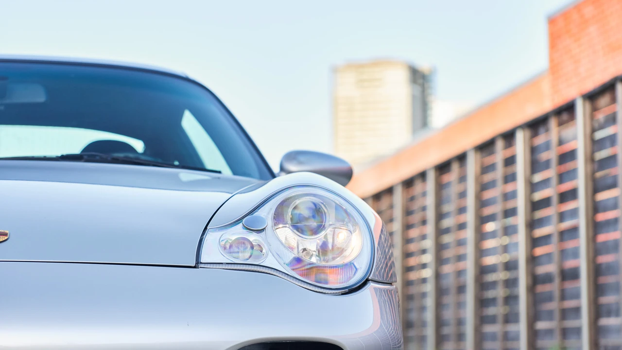 2001 Porsche 996 Turbo - Image 30 of 31