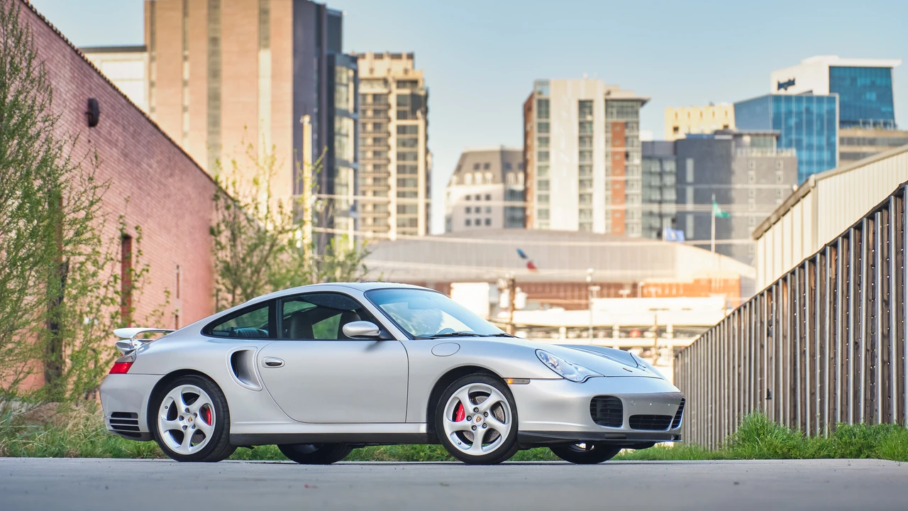 2001 Porsche 996 Turbo - Image 6 of 31