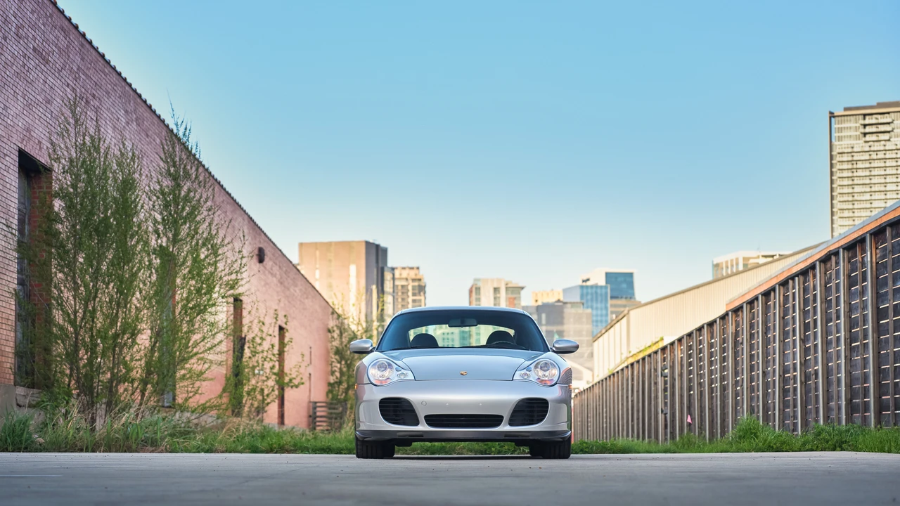 2001 Porsche 996 Turbo - Image 8 of 31