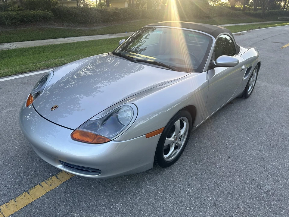 2001 Porsche 986 Boxster - Image 8 of 31
