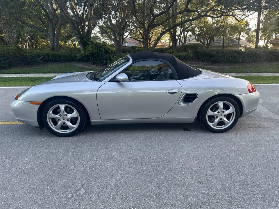 2001 Porsche 986 Boxster - Image 10 of 31
