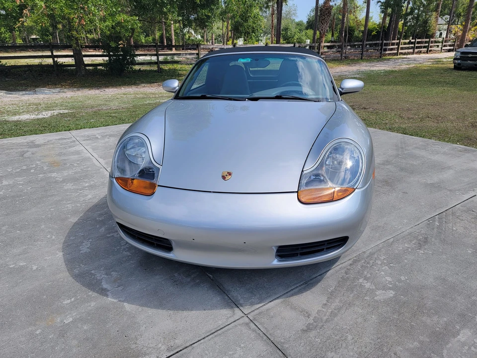 2001 Porsche 986 Boxster - Image 5 of 31