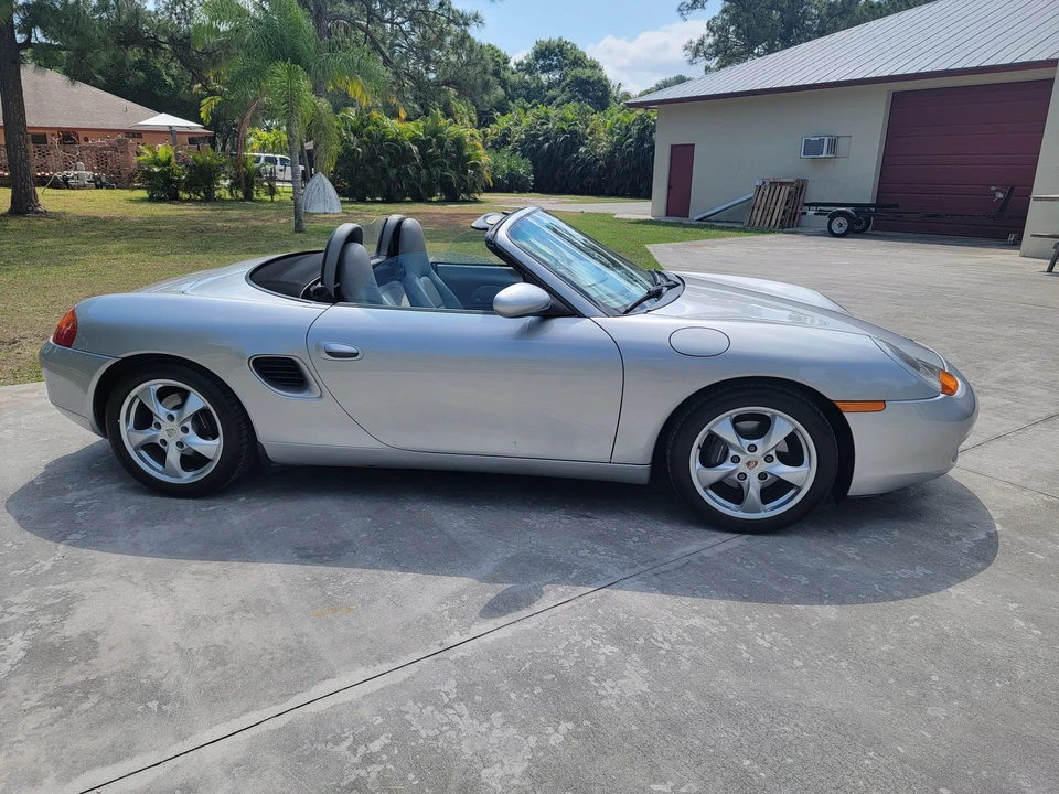 2001 Porsche 986 Boxster - Image 25 of 31