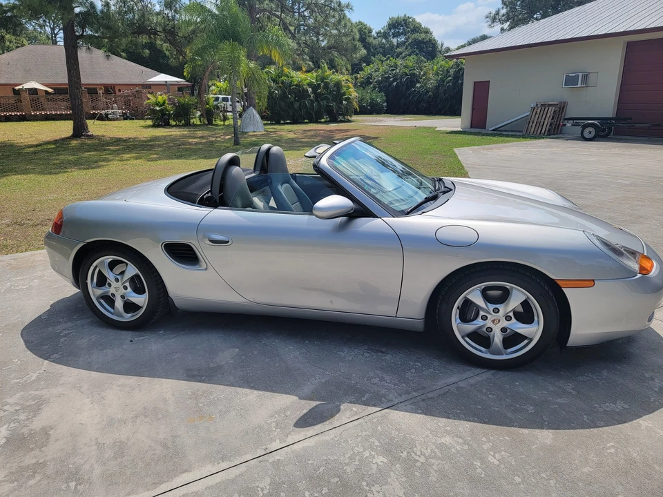 2001 Porsche 986 Boxster - Image 26 of 31
