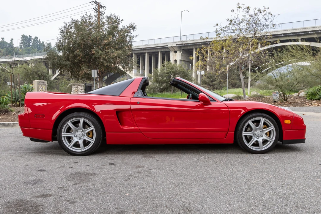 2002 Acura NA2 NSX - Image 10 of 31