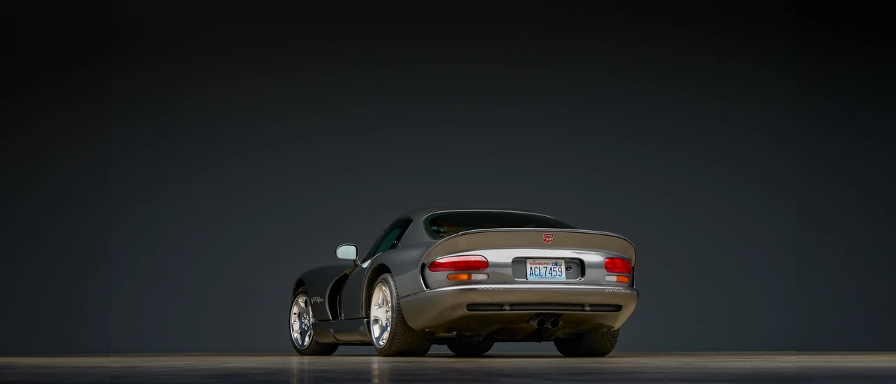 2002 Dodge Viper GTS 2nd Gen - Image 17 of 31