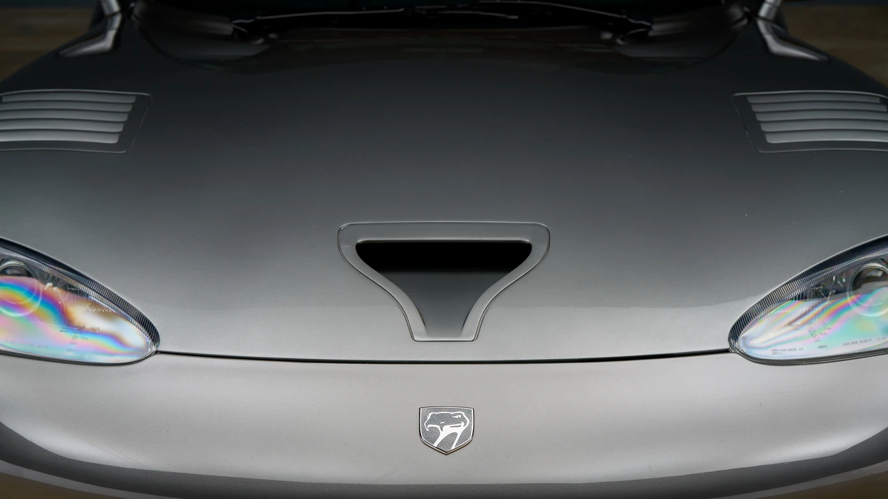 2002 Dodge Viper GTS 2nd Gen - Image 27 of 31