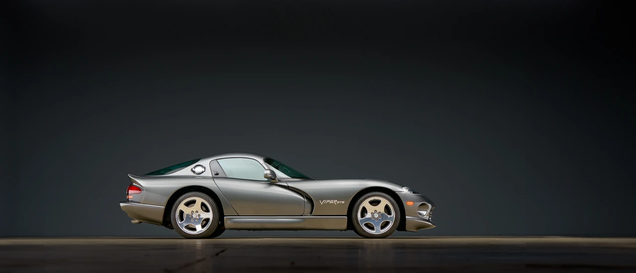 2002 Dodge Viper GTS 2nd Gen - Image 10 of 31