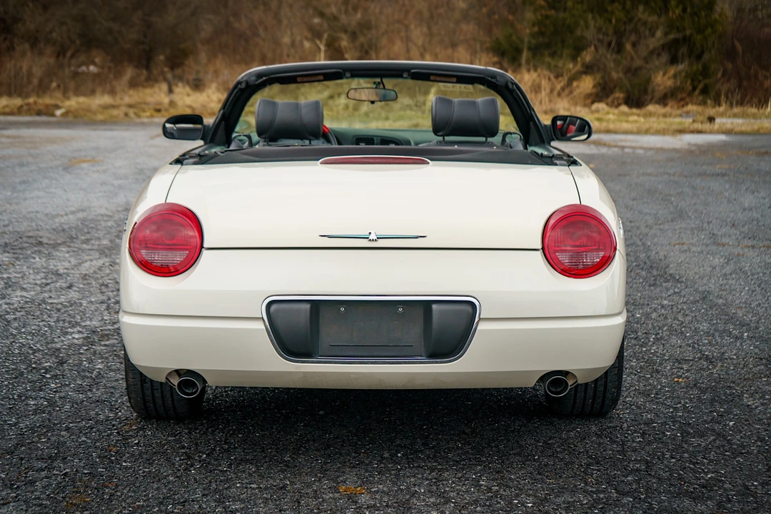 2002 Ford Thunderbird 11th Gen - Image 11 of 31