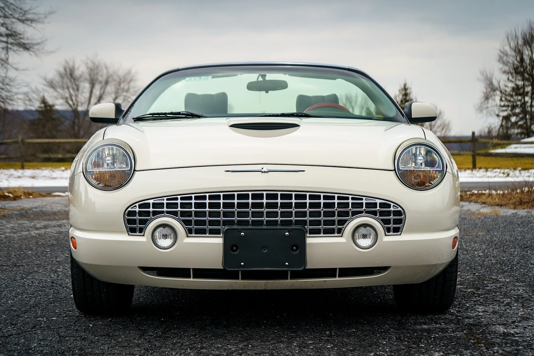 2002 Ford Thunderbird 11th Gen - Image 4 of 31