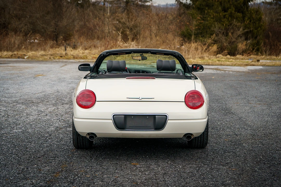 2002 Ford Thunderbird 11th Gen - Image 10 of 31