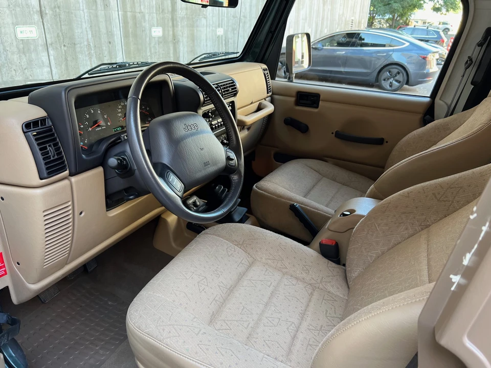 2002 Jeep TJ Wrangler - Image 18 of 31