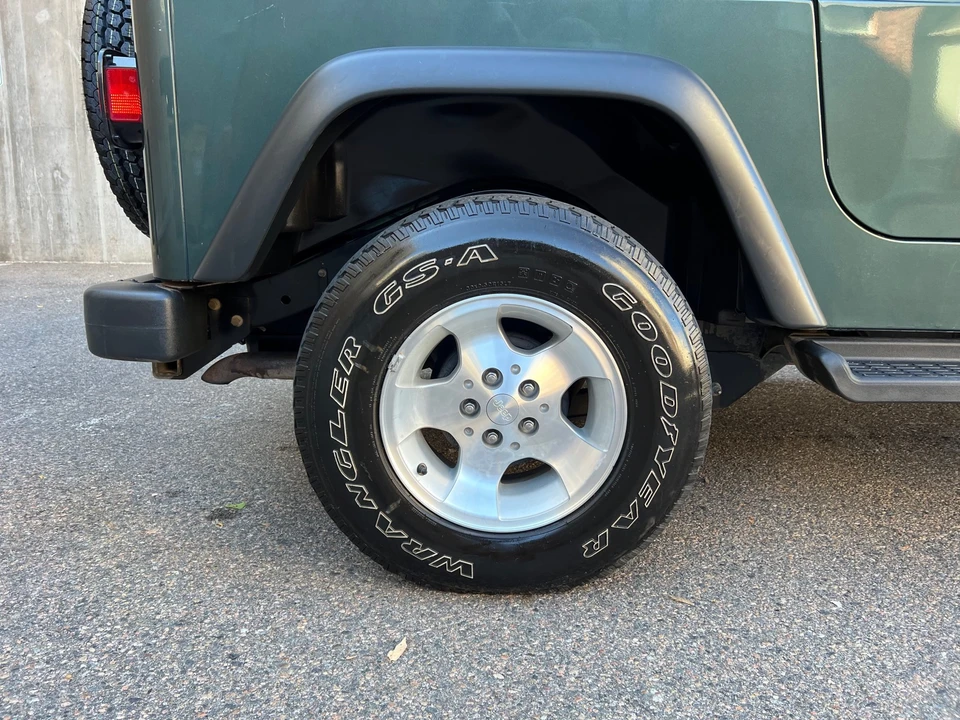 2002 Jeep TJ Wrangler - Image 14 of 31