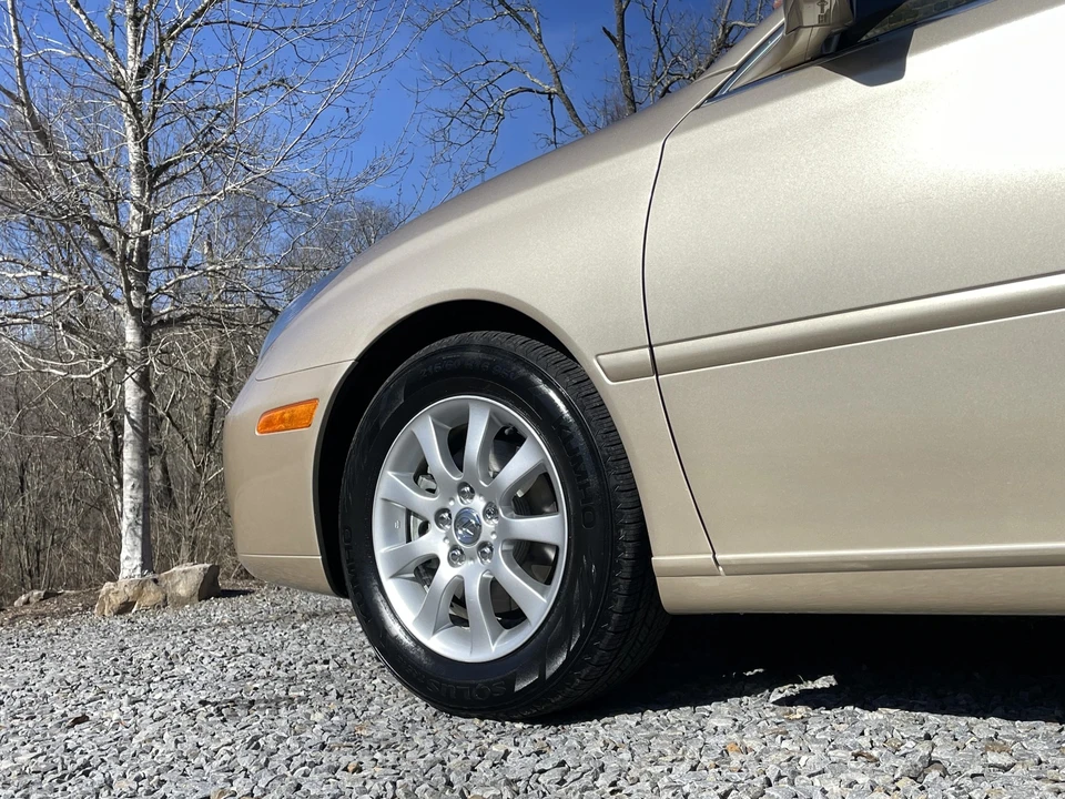 2002 Lexus ES 4th Gen - Image 25 of 31