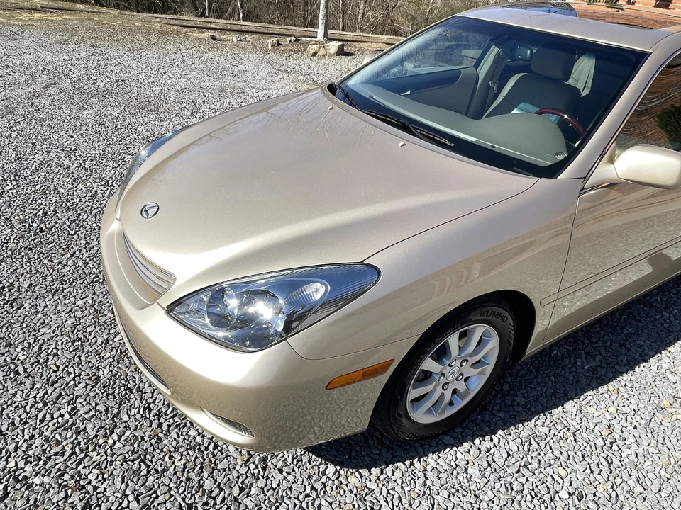 2002 Lexus ES 4th Gen - Image 23 of 31