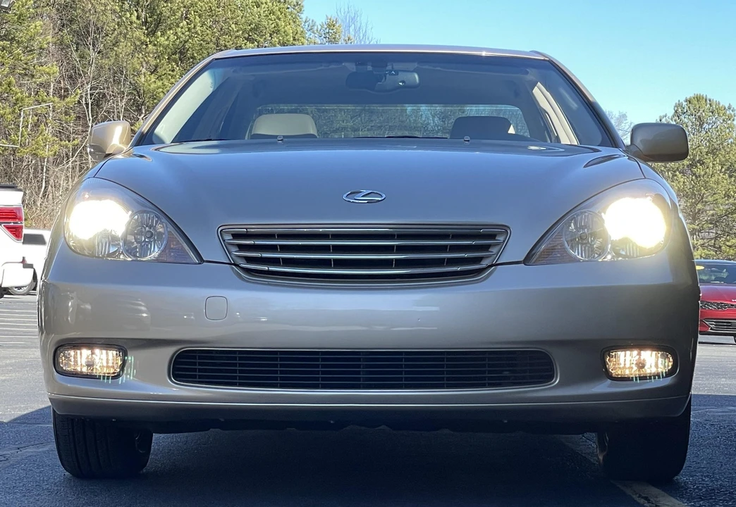 2002 Lexus ES 4th Gen - Image 15 of 31