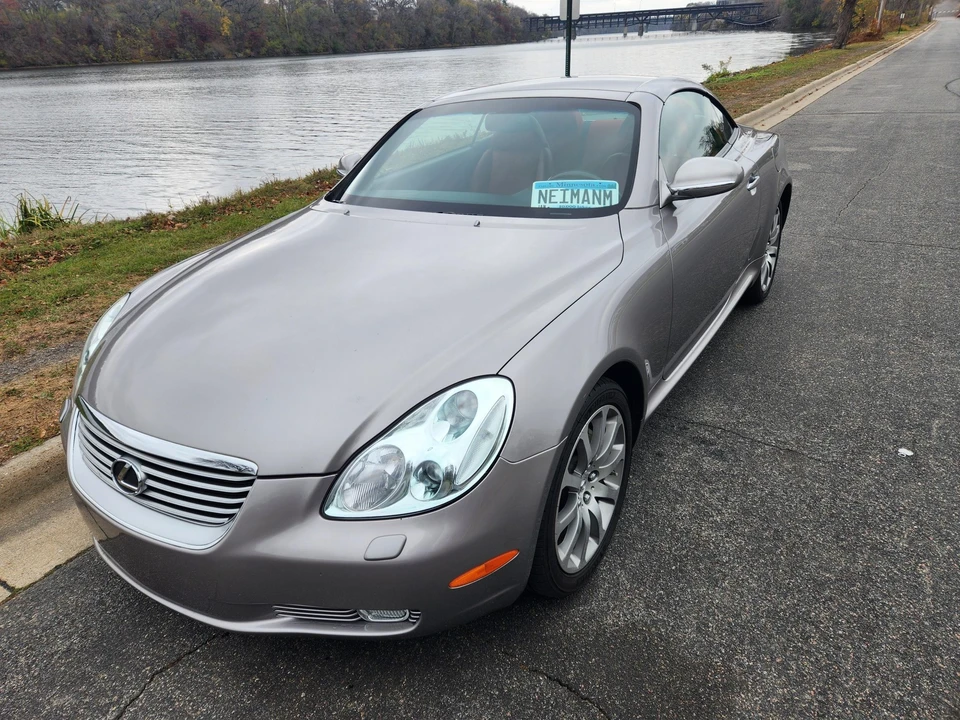 2002 Lexus SC430 - Image 4 of 31
