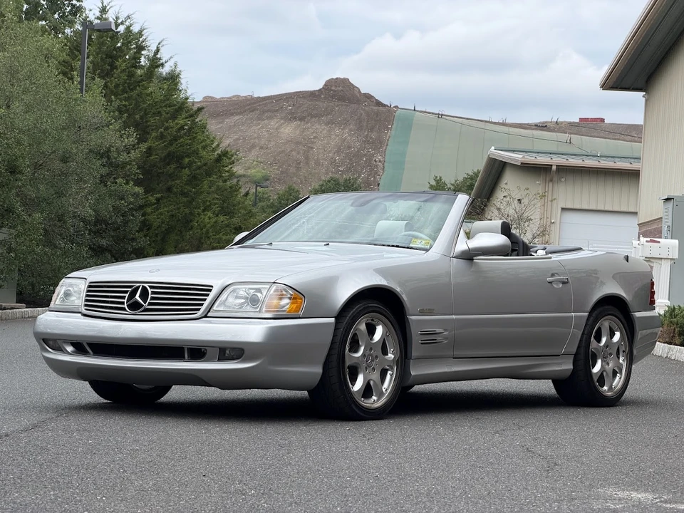 2002 Mercedes-Benz R230 SL-Class - Image 8 of 31