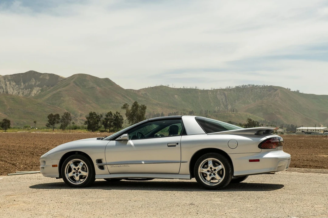 2002 Pontiac Firebird Trans Am 4th Gen - Image 12 of 31