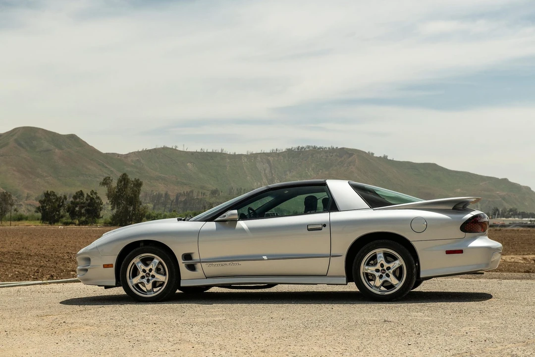 2002 Pontiac Firebird Trans Am 4th Gen - Image 13 of 31