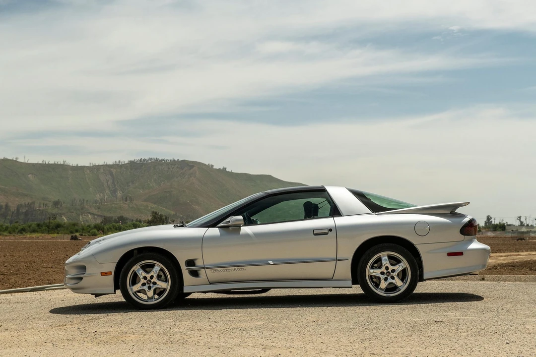 2002 Pontiac Firebird Trans Am 4th Gen - Image 15 of 31