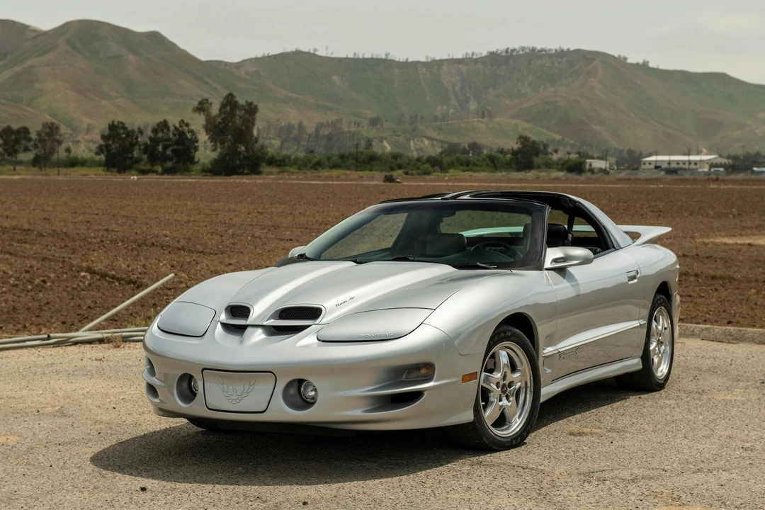 2002 Pontiac Firebird Trans Am 4th Gen - Image 16 of 31
