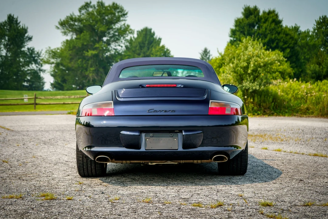 2002 Porsche 996 Carrera - Image 8 of 31