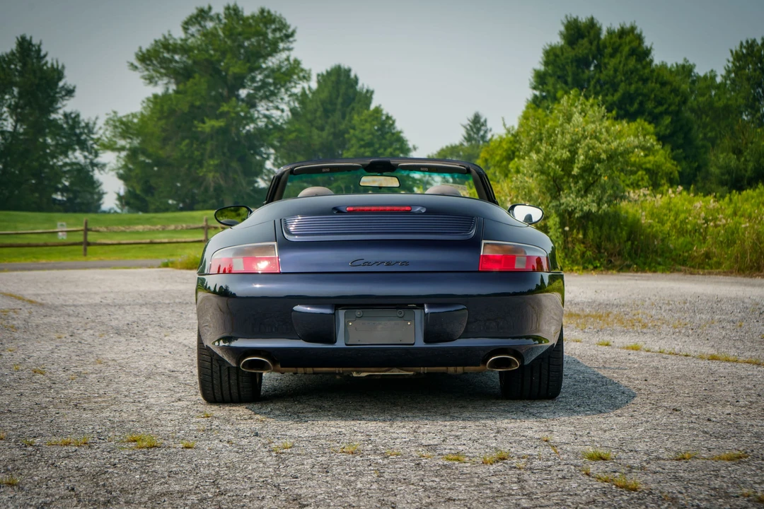 2002 Porsche 996 Carrera - Image 28 of 31