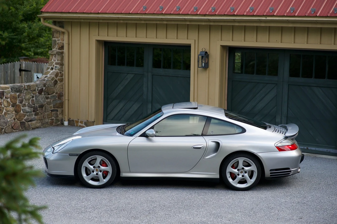 2002 Porsche 996 Turbo - Image 20 of 31