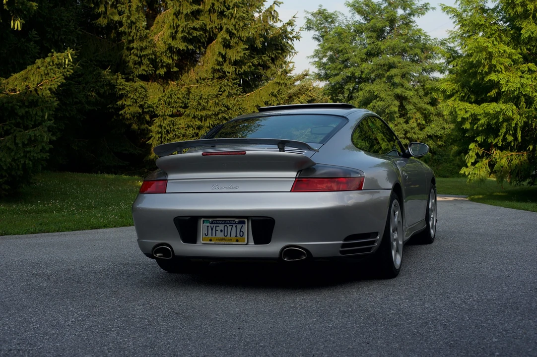 2002 Porsche 996 Turbo - Image 29 of 31