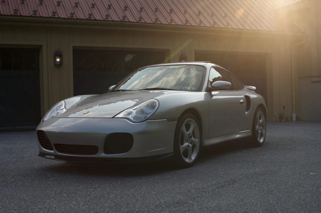 2002 Porsche 996 Turbo - Image 7 of 31